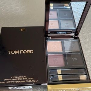 Tom Ford “Supernouveau” Eye Color Quad pallet.